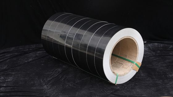 ورق الألومنيوم المغطى باللون الأسود عالي اللمعان للإشارات والديكورات