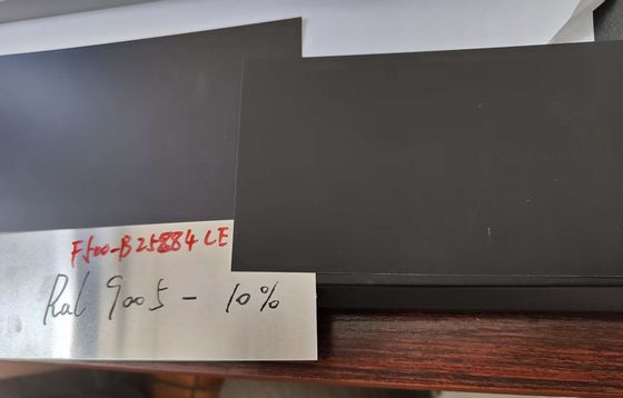 سبائك الألومنيوم 3105 2.00 مم سميكة ماتي اللون Ral 9005 PVDF لفائف الالومنيوم المطلية مسبقًا للوحة واجهة الجدران الستارية