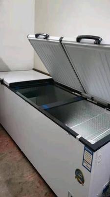 24 مقياس سبيكة 3003 تشطيب متجعد أبيض - لفائف ألومنيوم ملونة مسبقة الطلاء لتزيين البناء