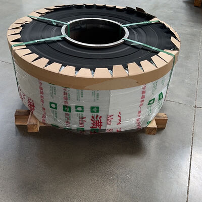 AA3003 H24 صفيحة الألومنيوم المغطاة باللون الأسود المبهر العالي صفيحة الألومنيوم المغطاة بالبوليستر لمادة المجاري