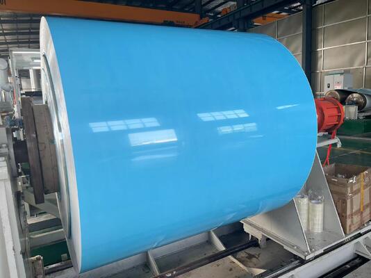 طلاء PE / PVDF الملفوف من الألومنيوم المرسوم مسبقًا مع ألوان مخصصة للتطبيقات المعمارية